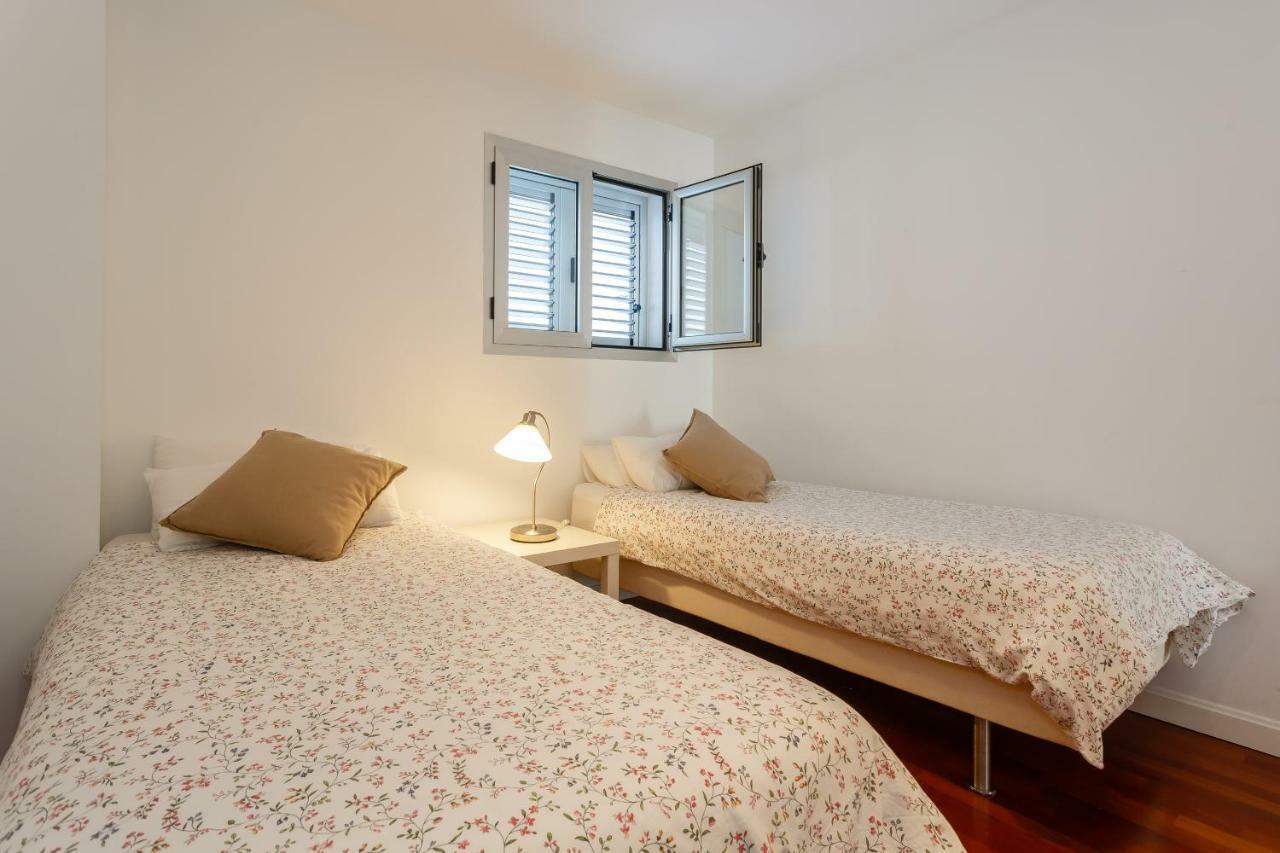 Apartmán Calderon De La Barca Cádiz Exteriér fotografie