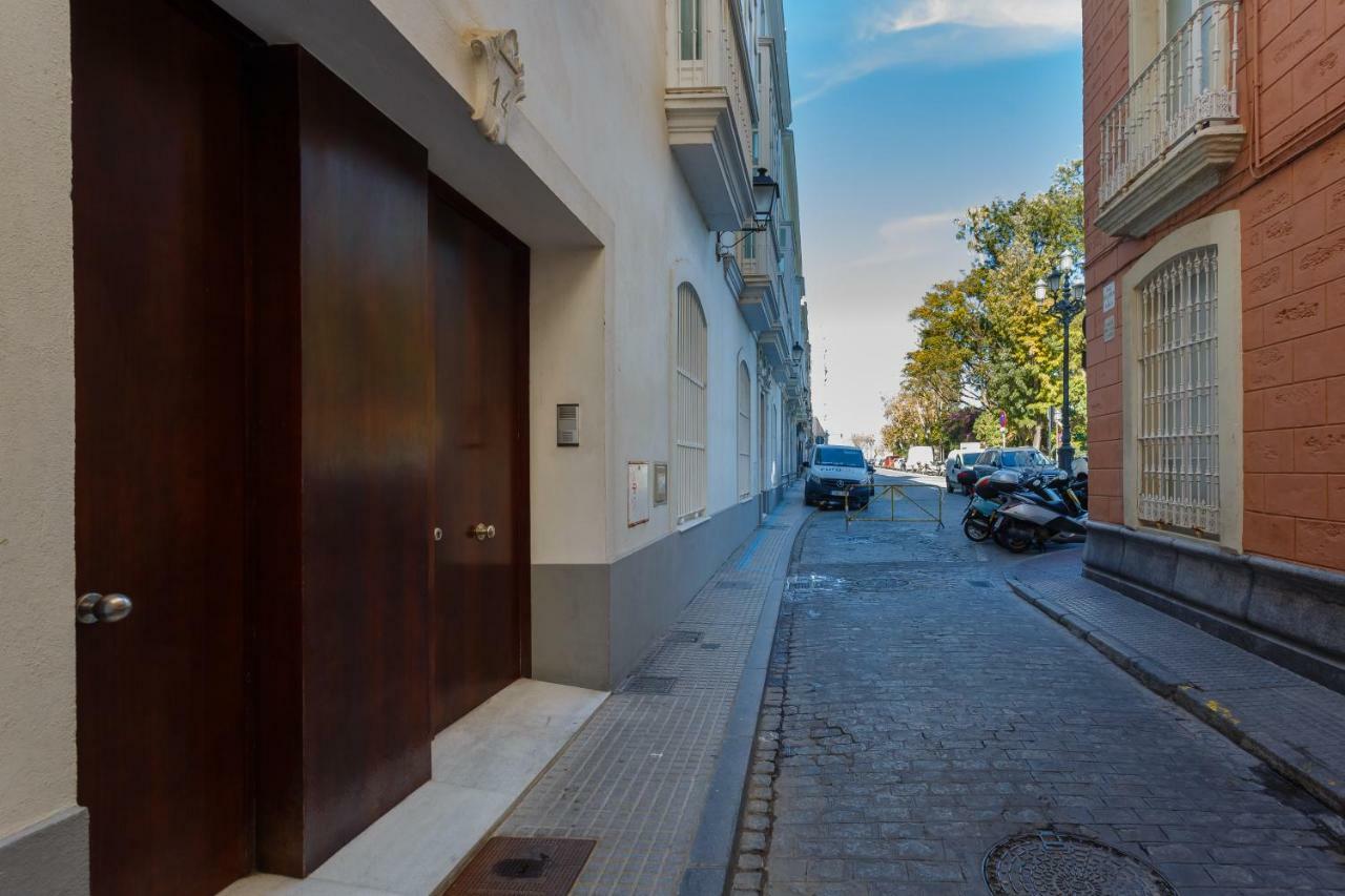 Apartmán Calderon De La Barca Cádiz Exteriér fotografie